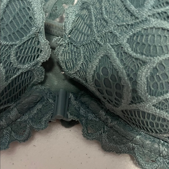 Victoria's Secret Teal Mesh Bra - Picture 4 of 5